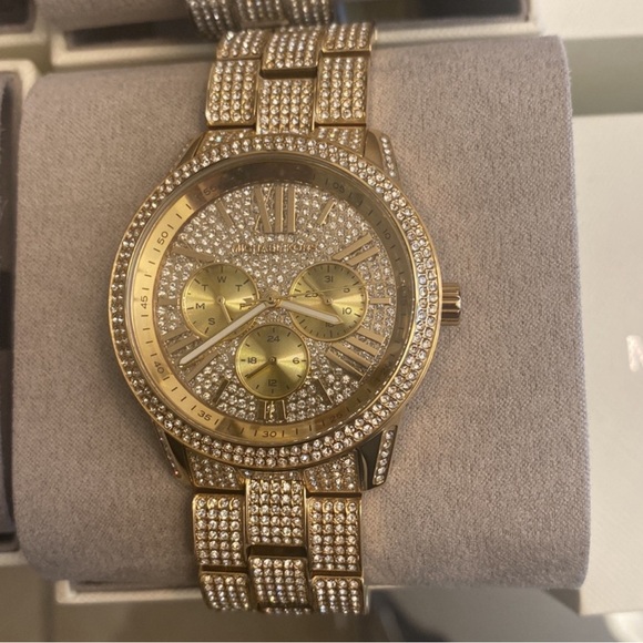 Michael Kors Watch - Picture 1 of 2